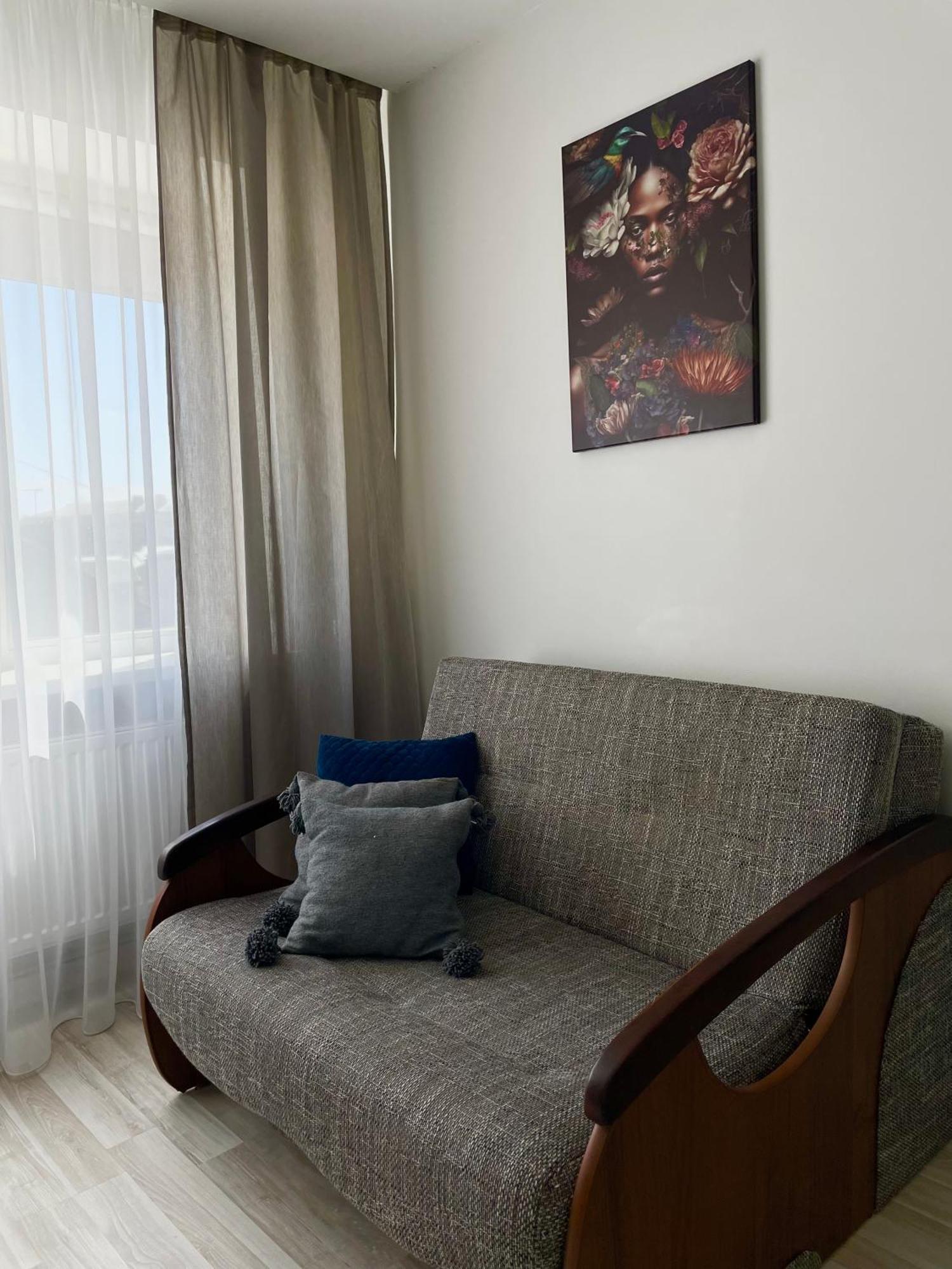 City Center Apartment Liepaja Ngoại thất bức ảnh